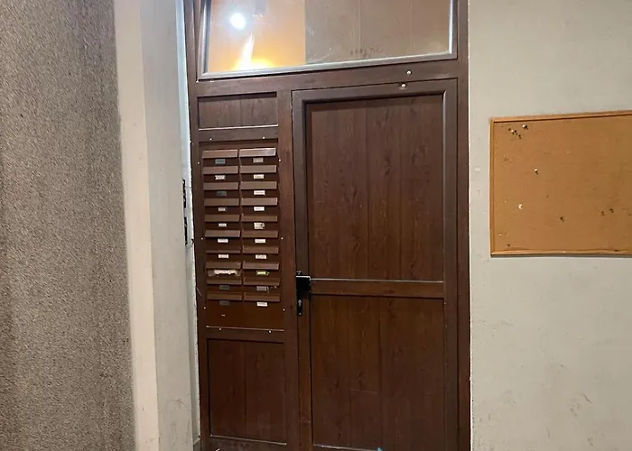 Cinema House At Center アパート *