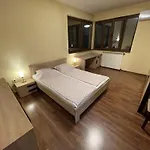 Apartment Cinema House At Center *
