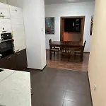 Cinema House At Center Apartment *