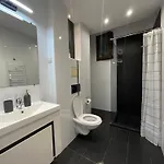Apartment Cinema House At Center *