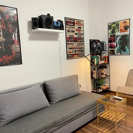 Cinema House At Center Apartment